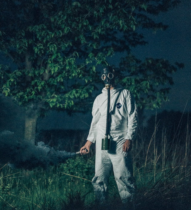 Many traditional feminine sprays have dangerous chemicals