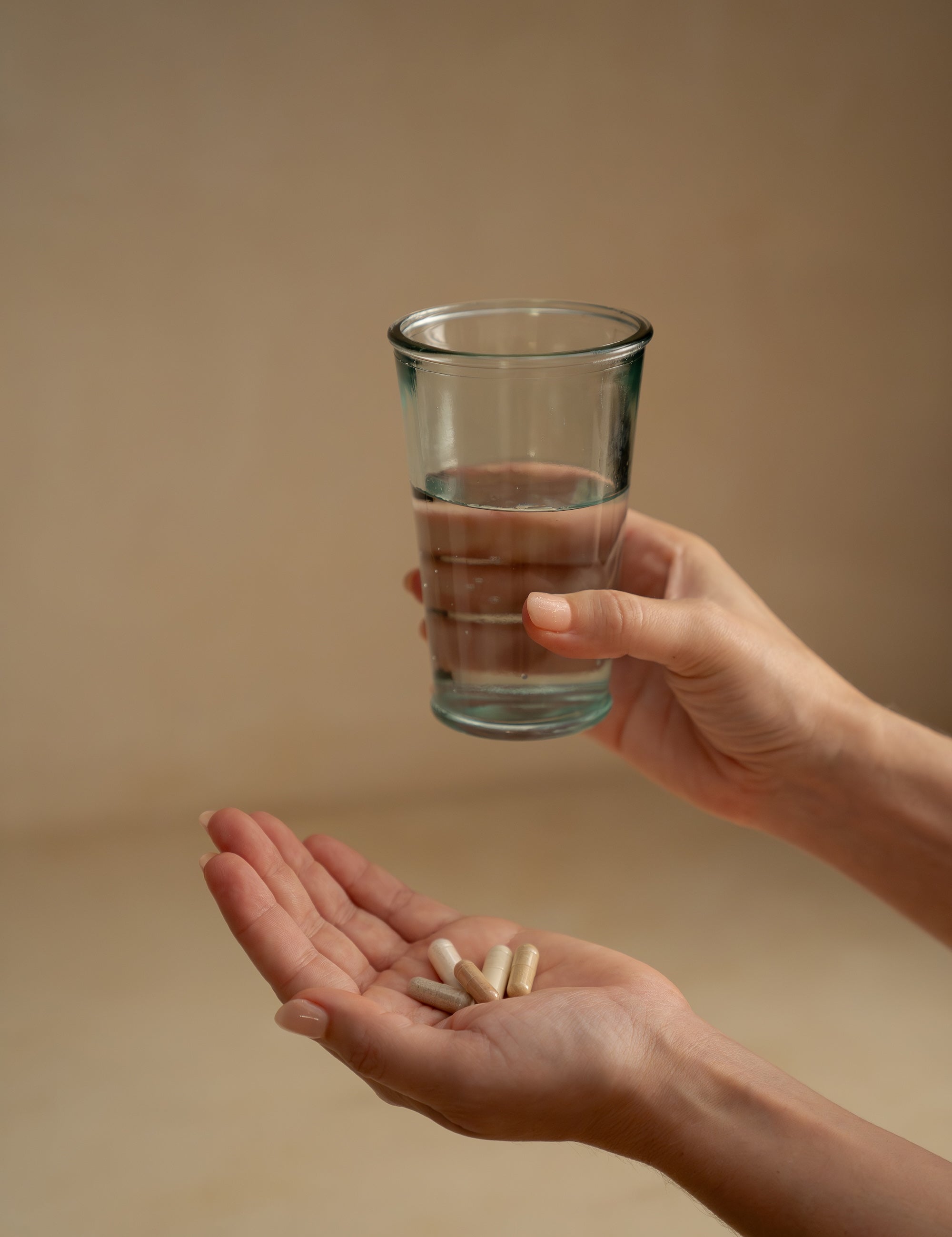 Natural serum bottle image 